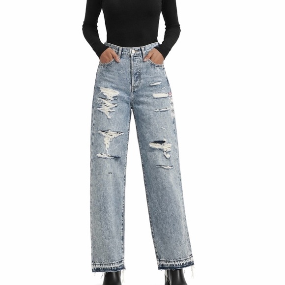 Levi's Ribcage Light Blue Cotton High Rise Ripped Jeans Size: 25 x27 - Picture 10 of 11